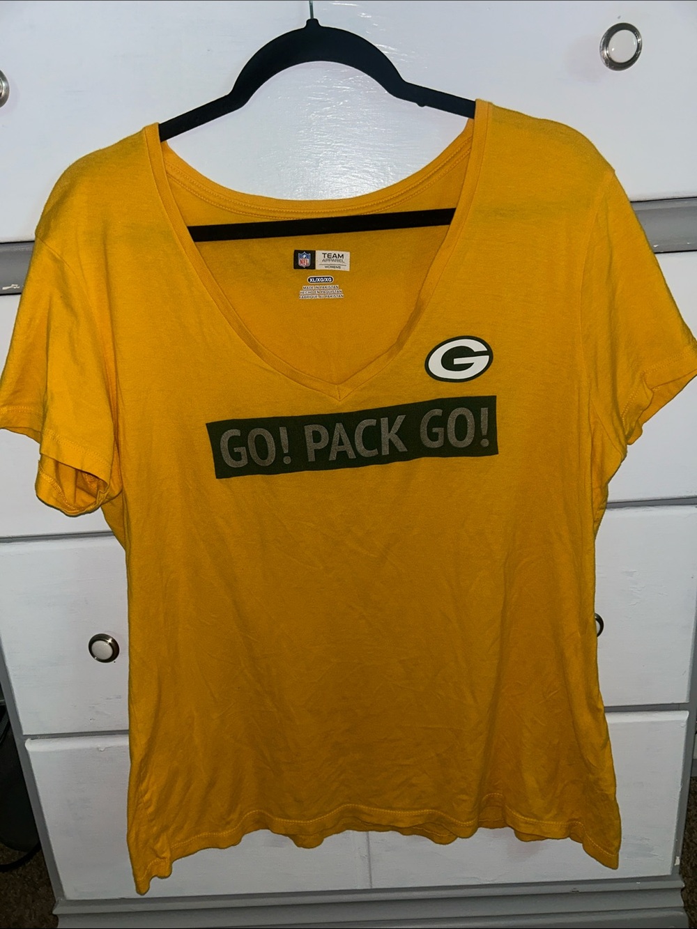 Women's NFL Gold Green Bay Packers Tee Size XL
